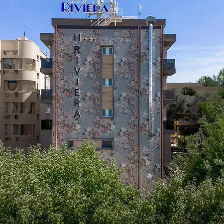 Riviera Hotel