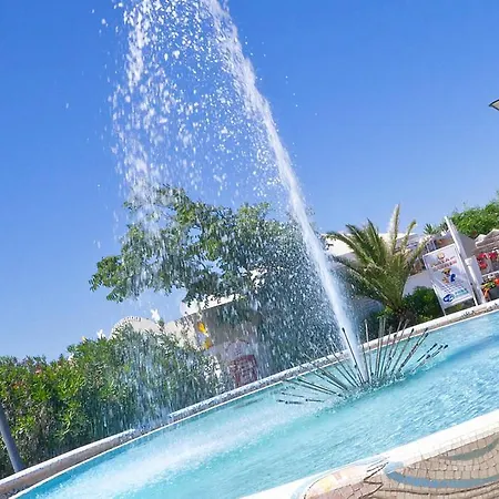 Riviera Hotel 3*