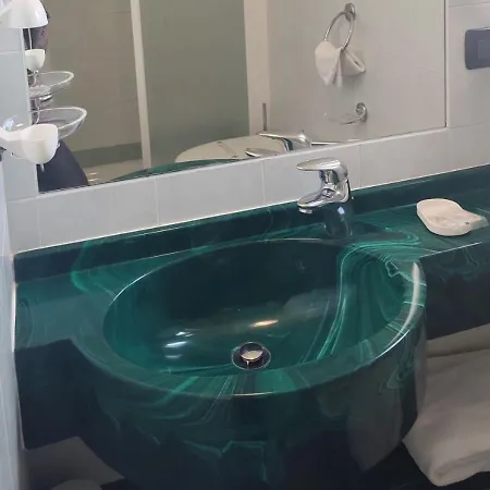 Riviera Szálloda 3*