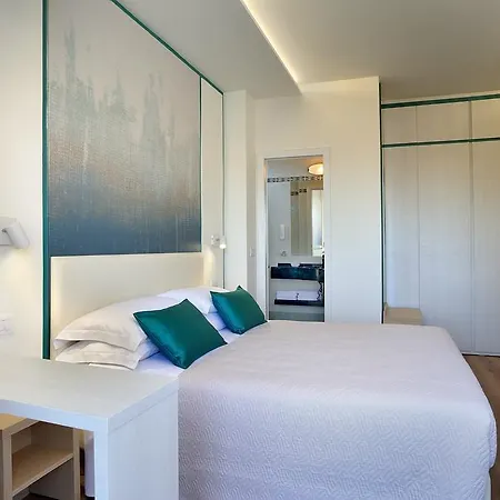 Szálloda Riviera 3*